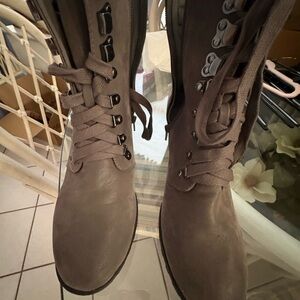Stylish Gray Combat Boots for Women